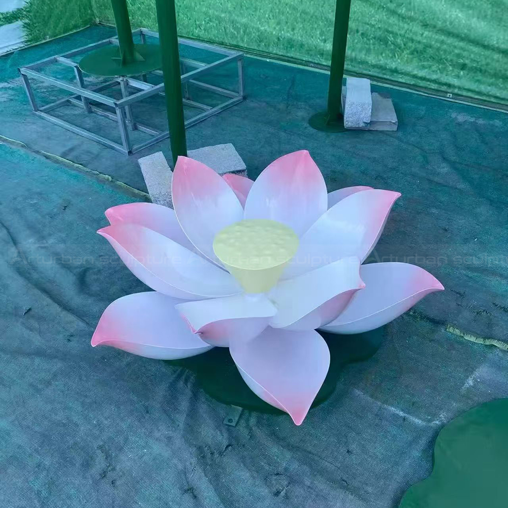 Stainless steel Lotus Flower Garden Statue blooming