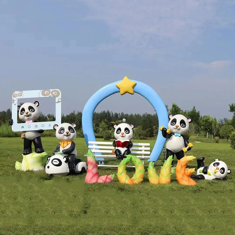 Fiberglass Outdoor Panda Sculpture themed display group
