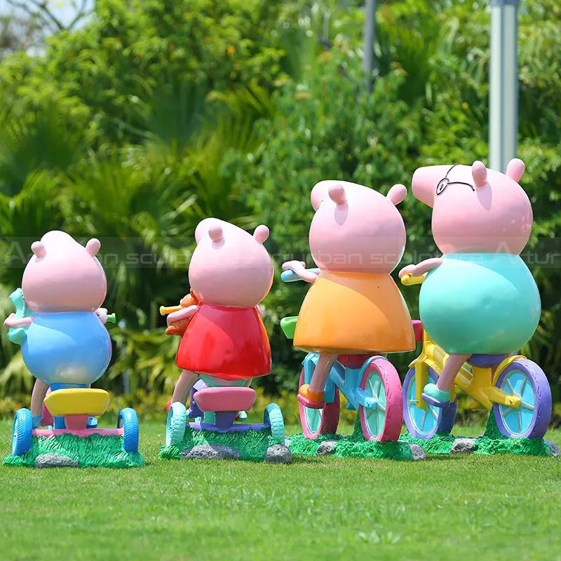 Fiberglass Peppa Pig Statue cycling family display