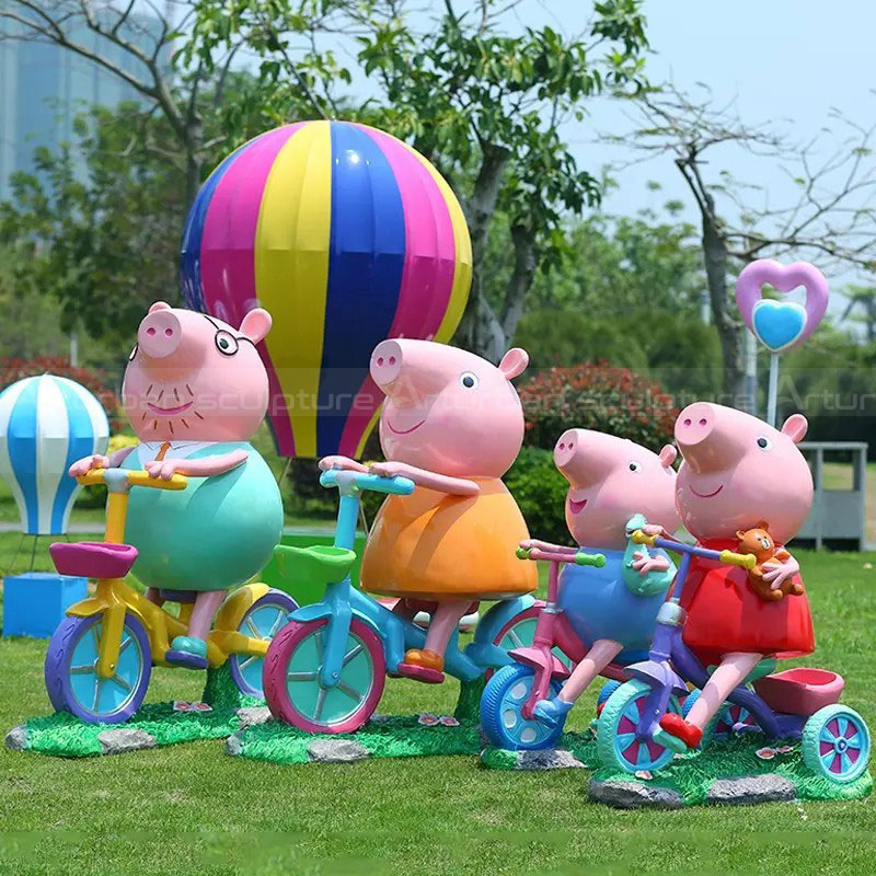 Fiberglass Peppa Pig Statue family riding bicycles