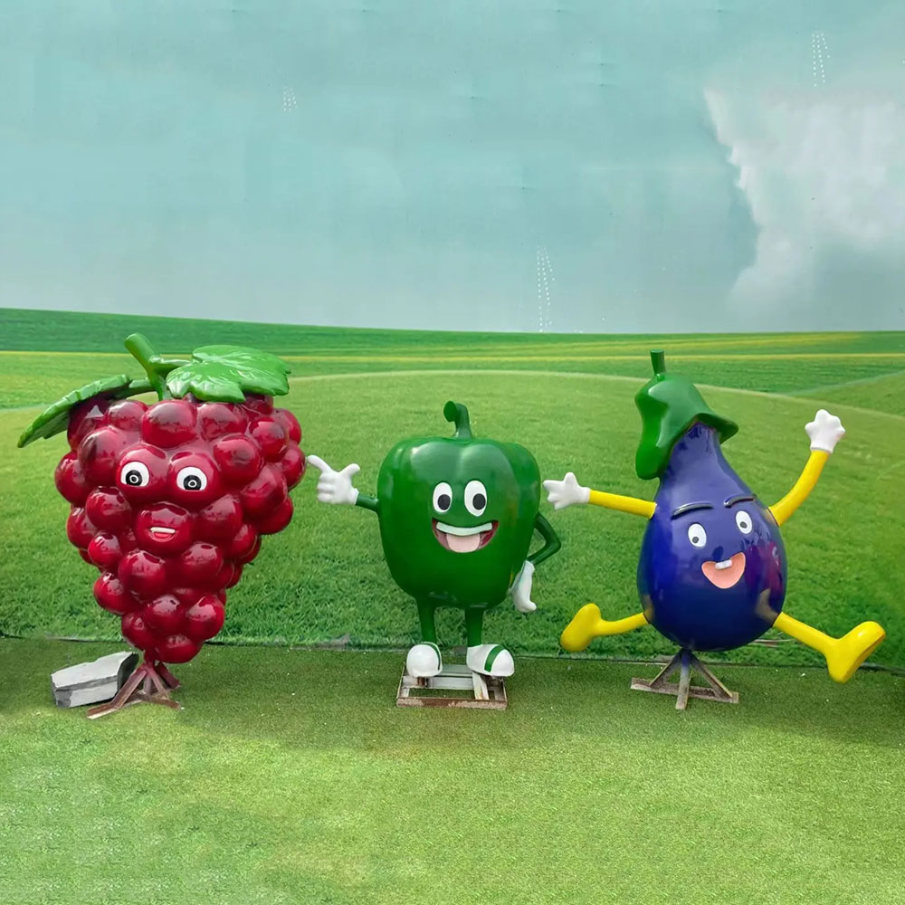 Fiberglass Vegetable Statue group with grape pepper eggplant