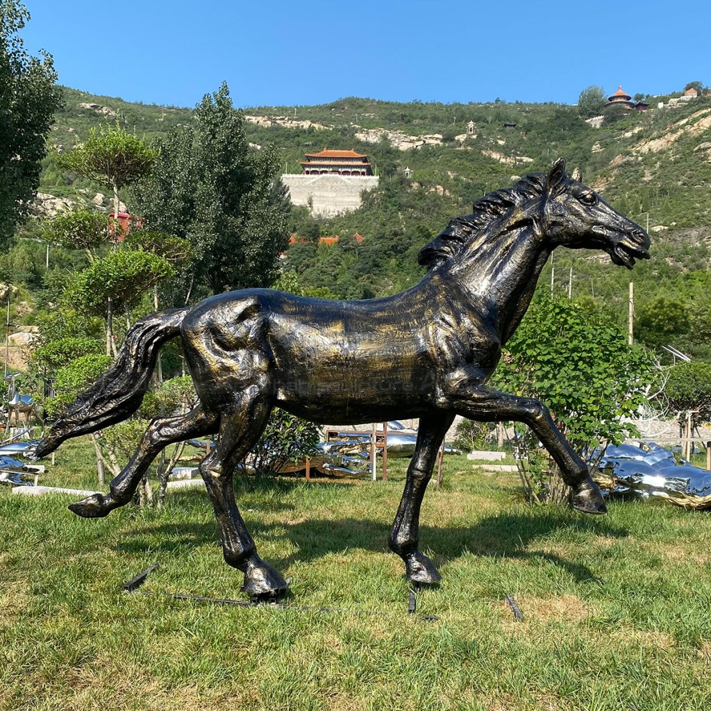 Galloping Life Size Horse Statue Fiberglass Sculpture