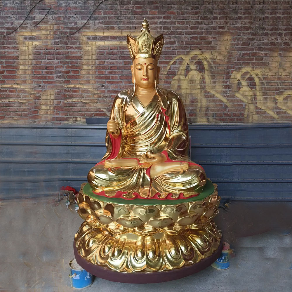 Golden dizang bronze statue on lotus throne