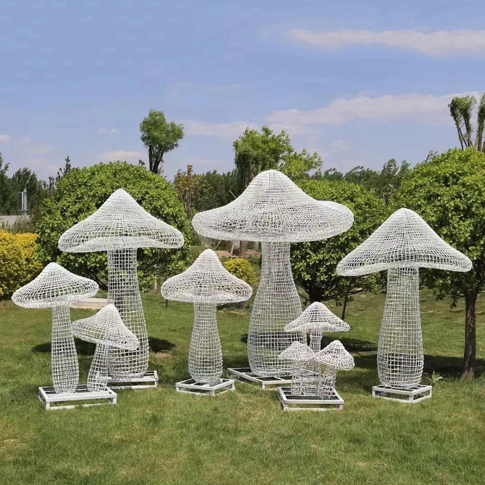 Stainless steel large garden mushroom statues grouped landscape