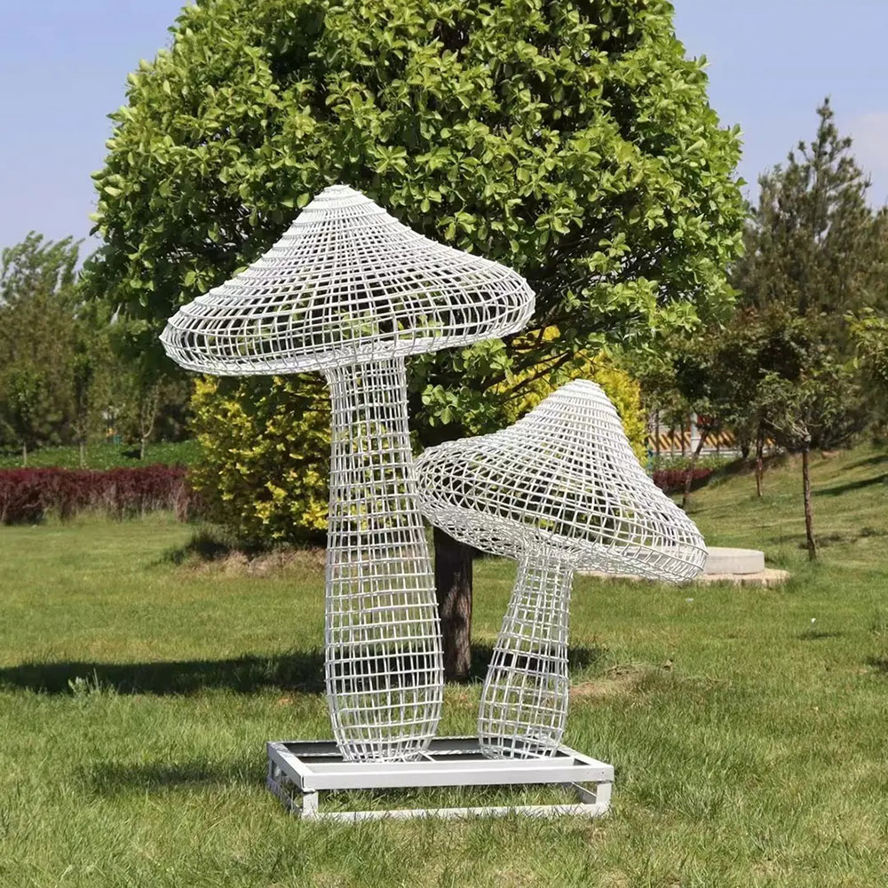 Stainless steel large garden mushroom statues paired arrangement