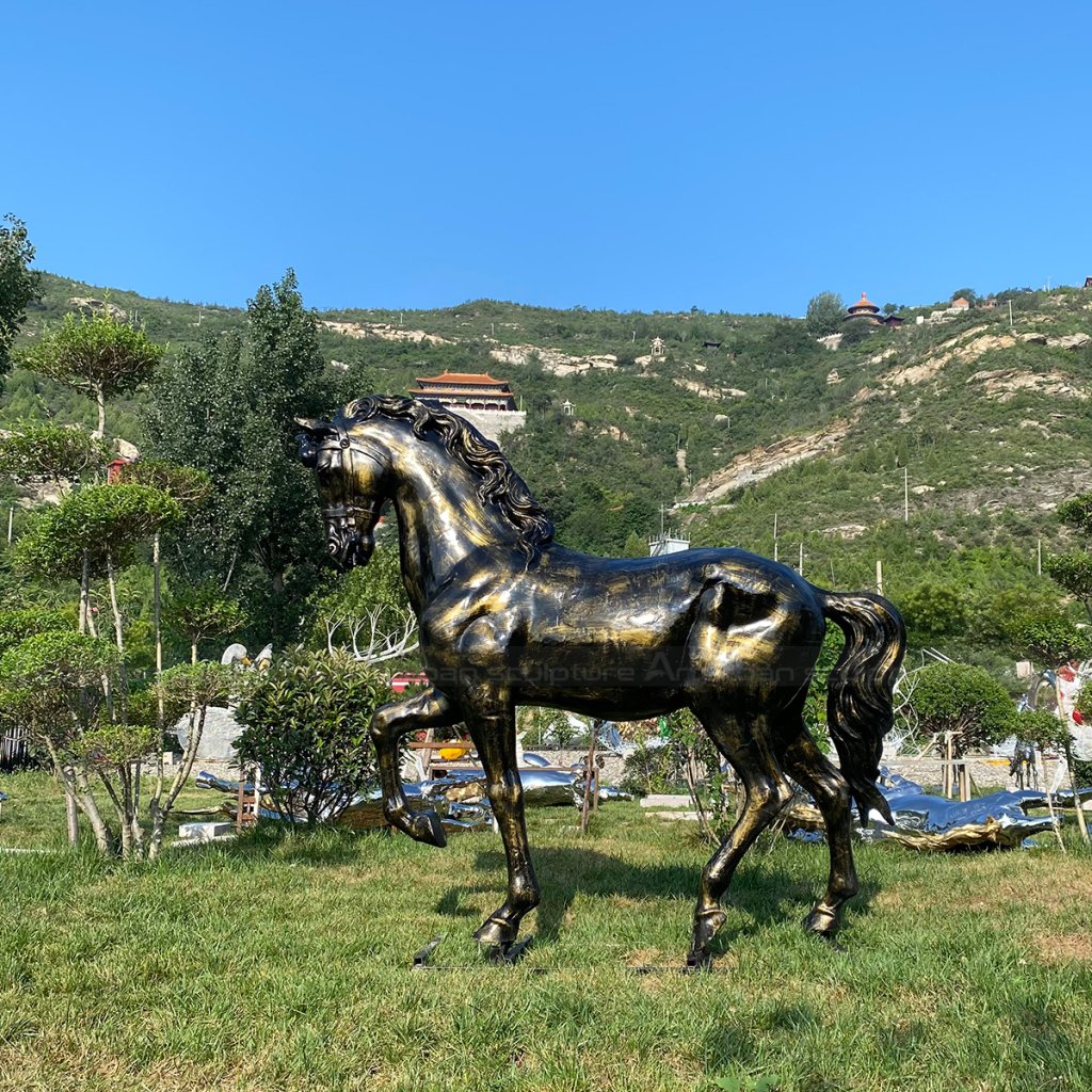 Trotting Life Size Horse Statue Fiberglass Sculpture