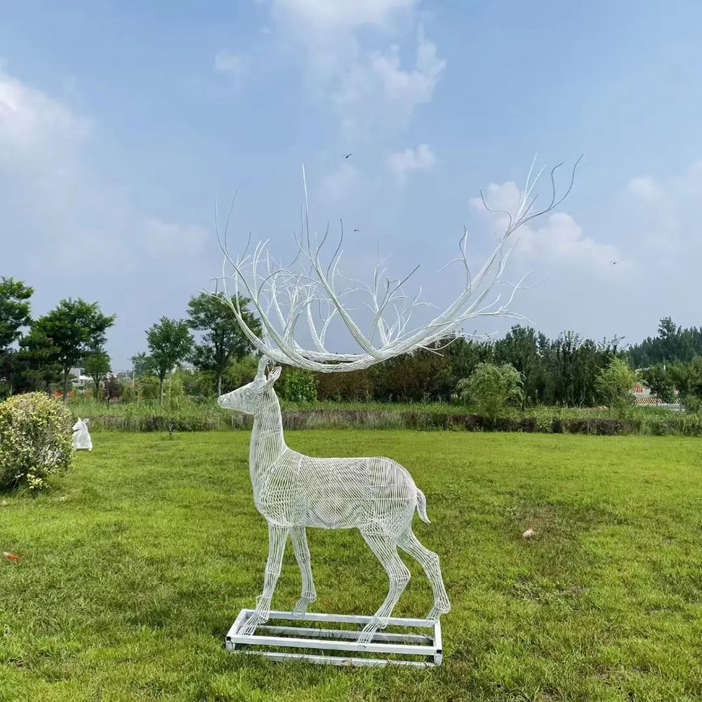 Walking Wire Deer Statue in garden scene