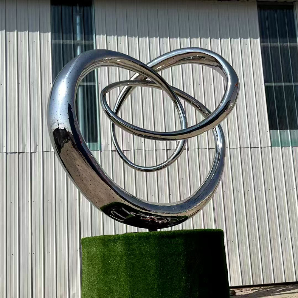 Abstract Stainless Steel Loop Statue with Twists