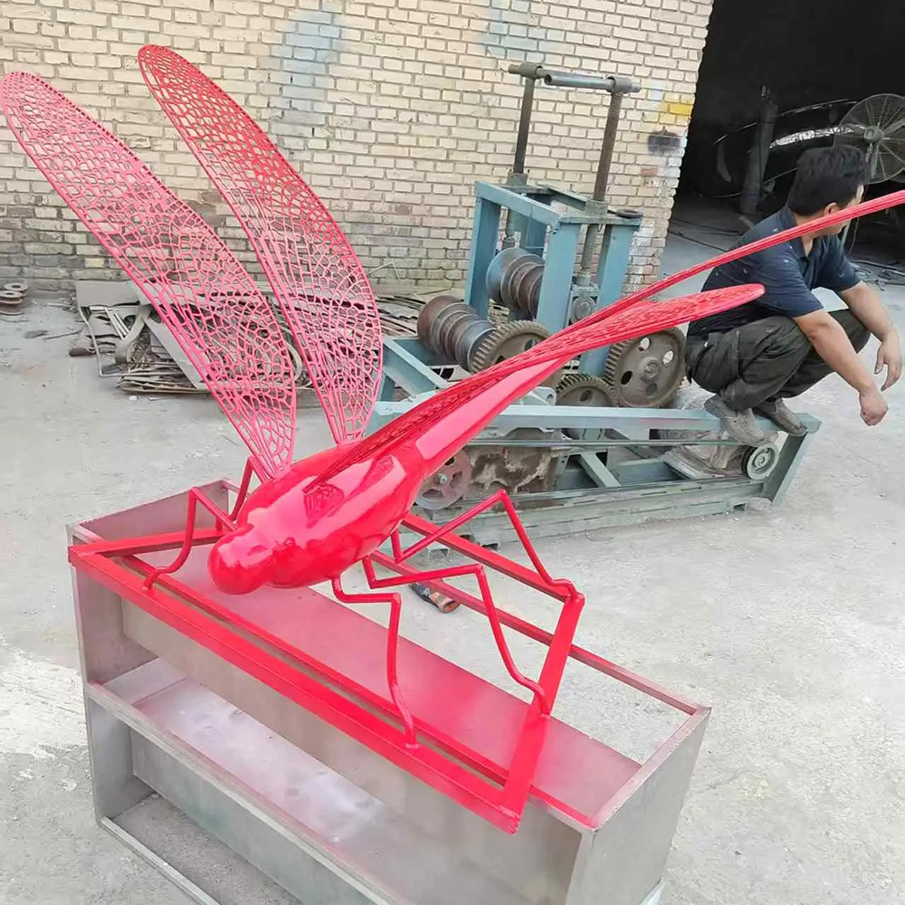 Stainless steel Dragonfly Metal Garden Sculpture with wings
